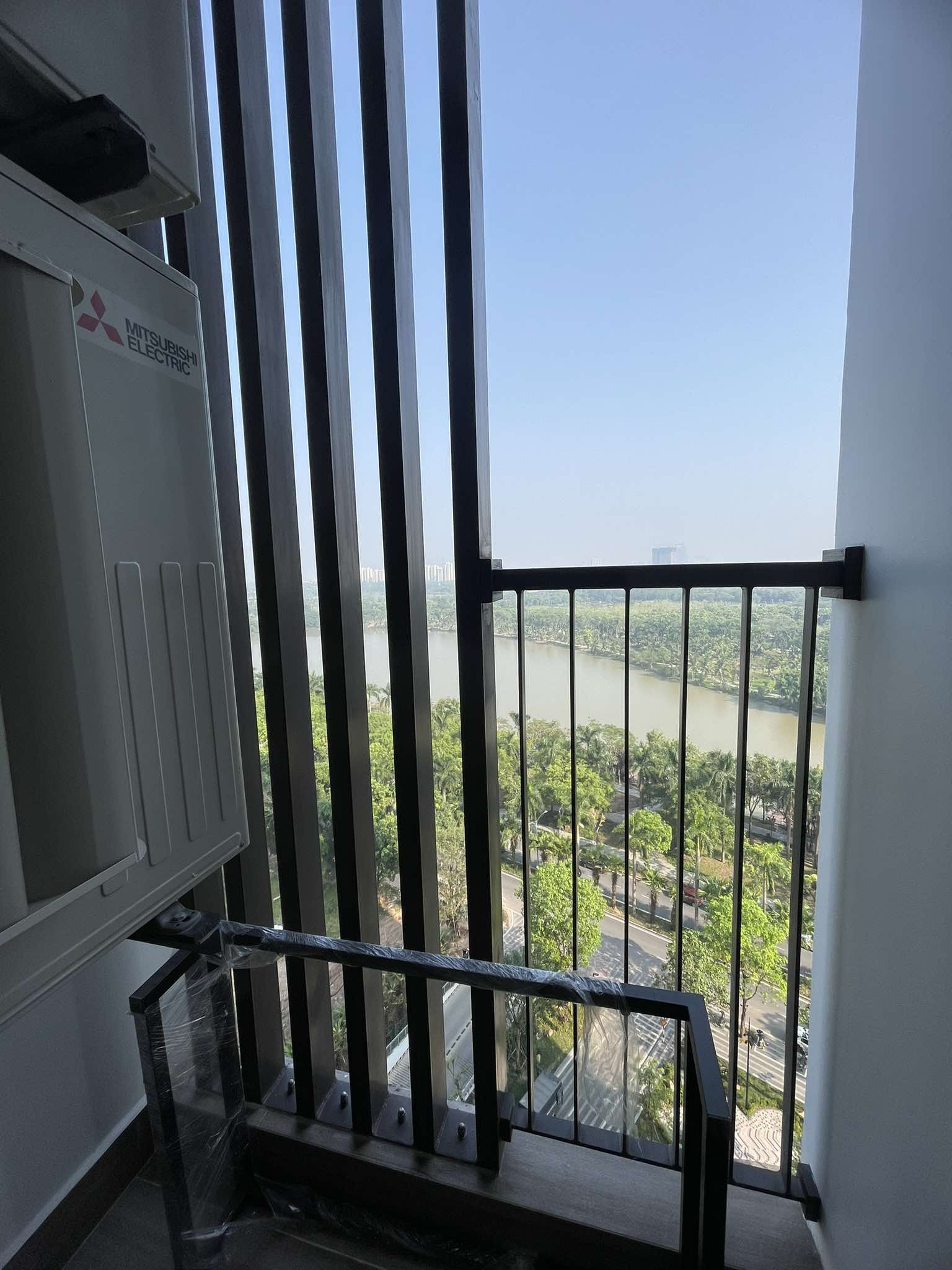 APARTMENT 2